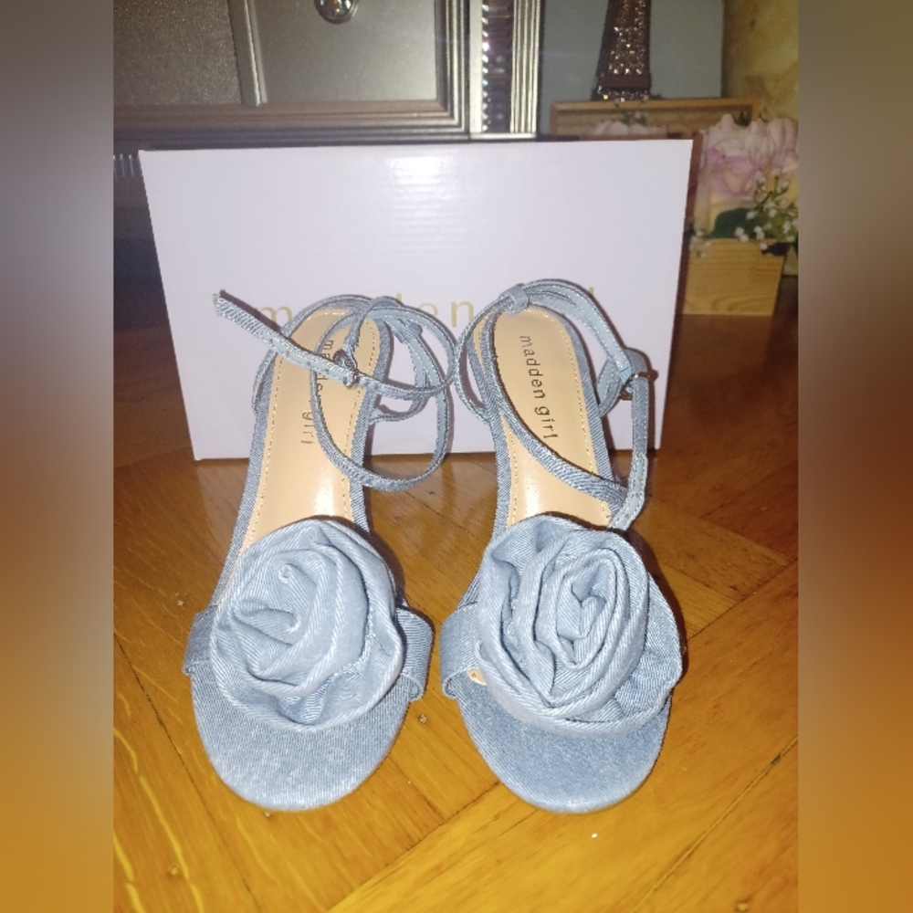 Madden Girl Denim Blue Floral Sandals